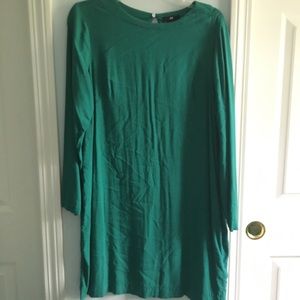 Long sleeve green dress